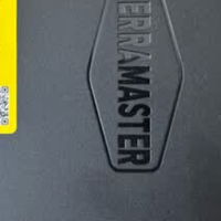 全闪 NAS 真香现场：速度狂飙背后的极致体验