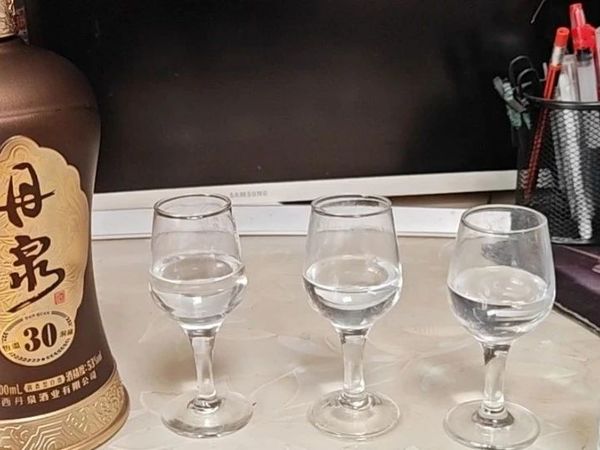 广西酱酒“丹泉洞藏30”怎么样？
