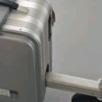 亲测Airwheel爱尔威电动行李箱：原来出行还能这么爽！