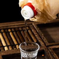 618白酒避坑指南：这 4 款真·粮食酒，拒绝为溢价买单！