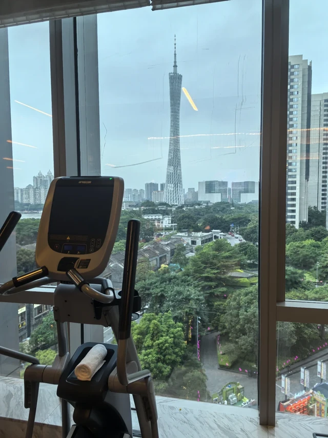酒店健身房打卡——广州康莱德