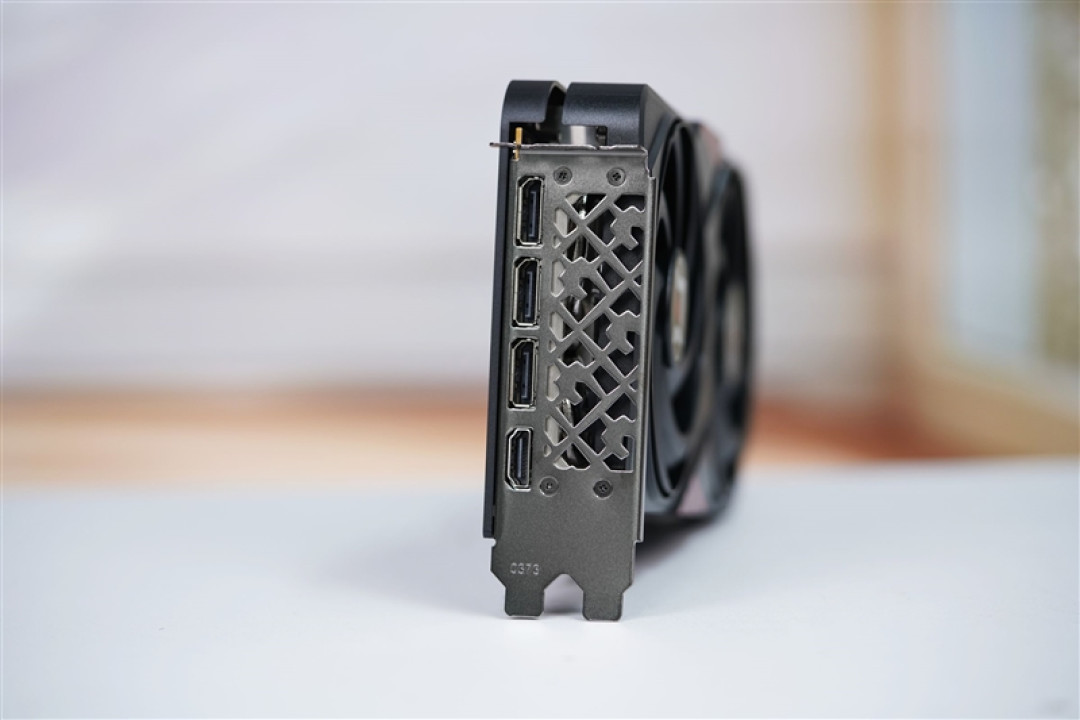 耕升RTX 5060暴风OC评测:2K DLSS4搞定黑猴、烤机仅67度