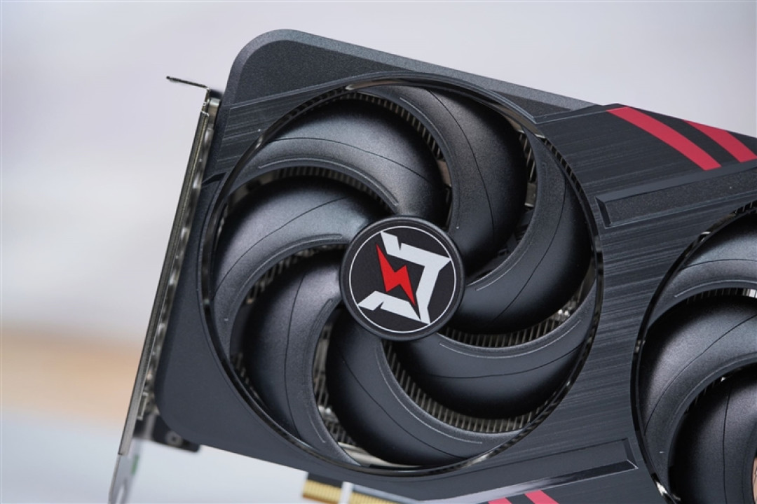 耕升RTX 5060暴风OC评测:2K DLSS4搞定黑猴、烤机仅67度