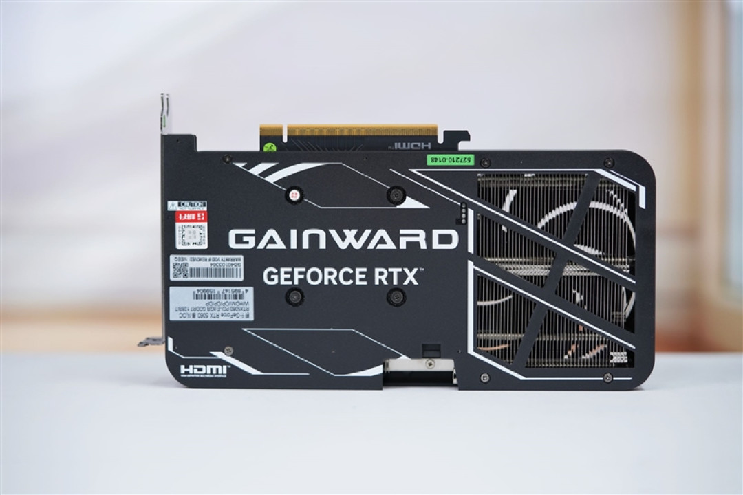 耕升RTX 5060暴风OC评测:2K DLSS4搞定黑猴、烤机仅67度