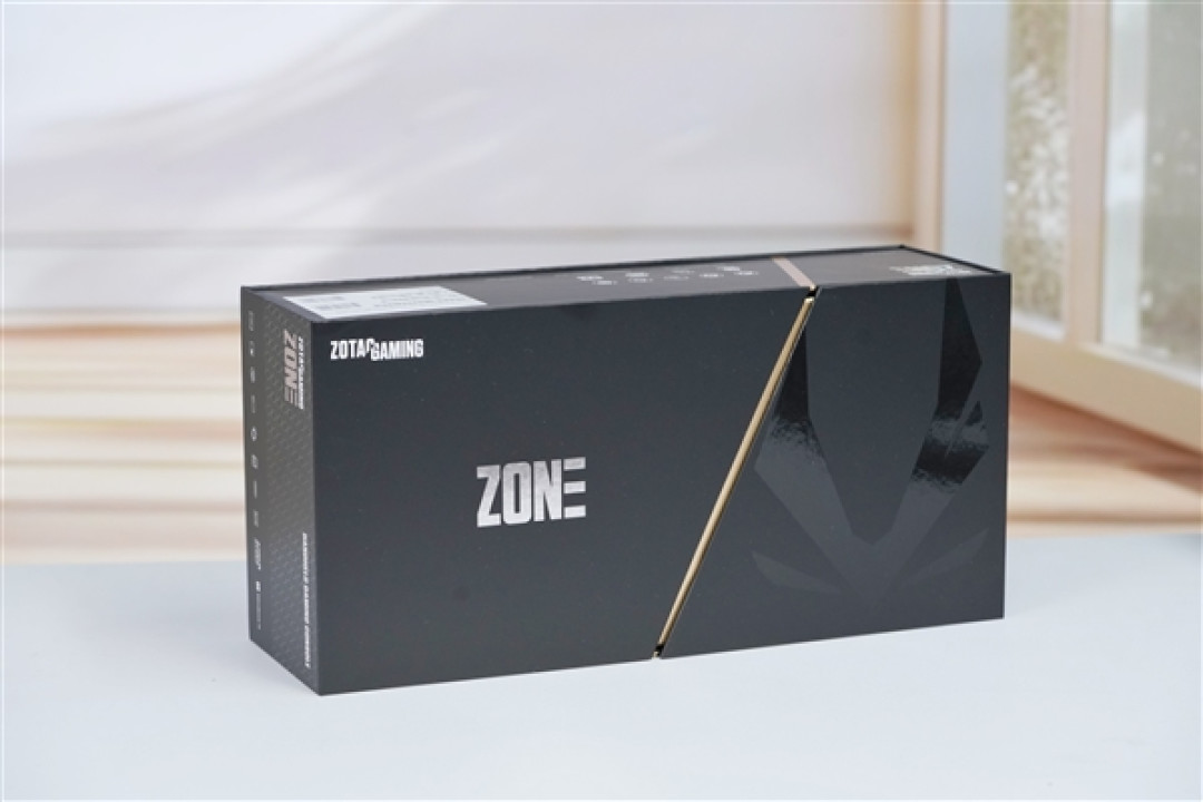 畅玩3A游戏大作!索泰ZONE游戏掌机图赏