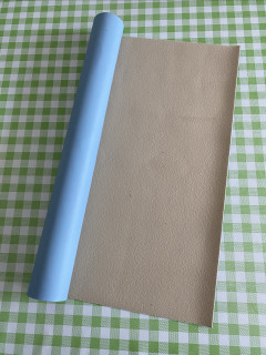 又买道具了，10.06元包邮50*80厘米PU桌垫开箱分享