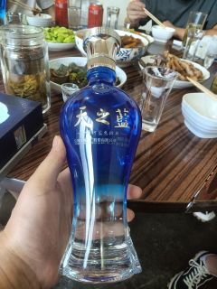 今天喝点天之蓝，好久不喝，有点不习惯