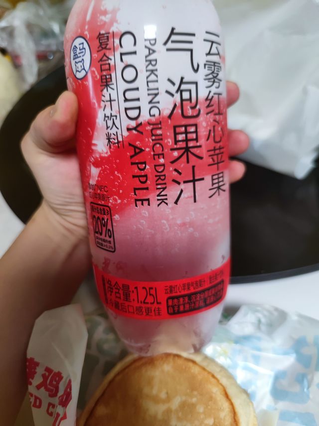 气泡苹果汁是真的好喝啊！