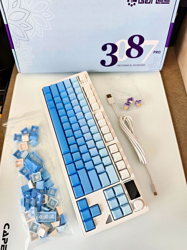 GANSS高斯GS3087T Pro开箱分享：87键客制化键盘的屏幕玩出新花样