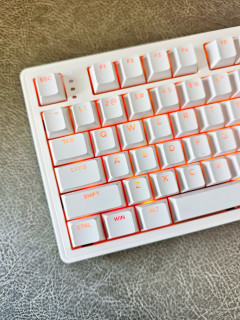 主打实用性价比！GANSS高斯GS3104T Pro机械键盘开箱体验分享