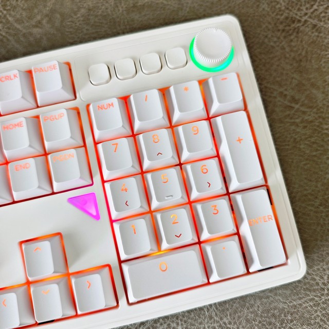 主打实用性价比！GANSS高斯GS3104T Pro机械键盘开箱体验分享