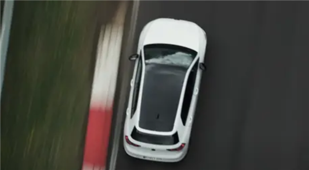 钢炮迷狂喜!大众高尔夫GTI 50周年版官宣:原厂天蝎排气+半热熔胎