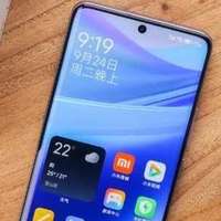 618千元机热销冠军提前出炉，256GB+双曲屏+IP69，仅售1095元