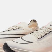 被追着问的跑鞋 | Nike Streakfly