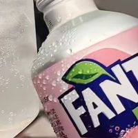 芬达白桃味 日本进口铝罐装：聚会饮品新宠？