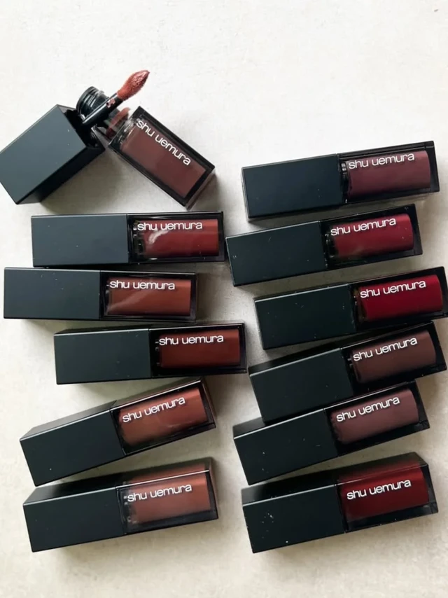 💄植村秀全新绢感唇釉，调出亚洲人才懂的红
