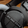 拜雅推出 DT 990 PRO X 监听耳机：STELLAR.45 发声单元，1799 元