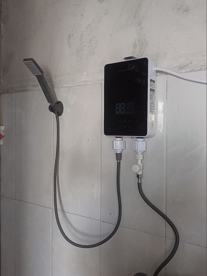 荣事达热水器