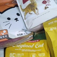 诚实一口、希喂、有鱼猫粮谁值得买？英短蓝猫吃什么猫粮好？