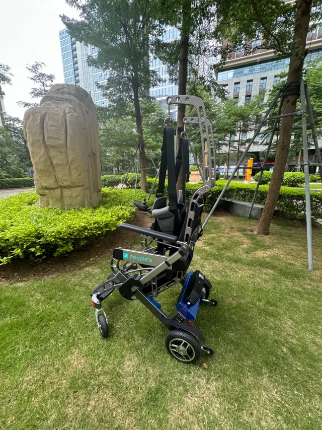 听我一句劝！这个可站立轮椅真的不能错过！