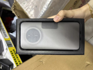 华为Mate70外观设计：商务旗舰新标杆