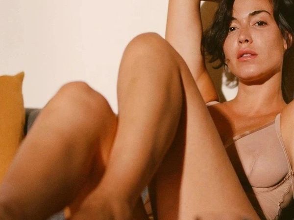 女性情趣用品排行榜——精选 8 款让女生“想躺就躺，想嗨就嗨”的小玩具