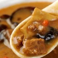 一碗热辣暖人心！河南胡辣汤的地道风味