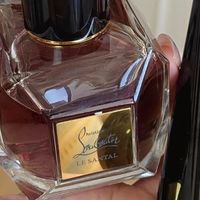 CL 映日青檀香水，独特韵味来袭！