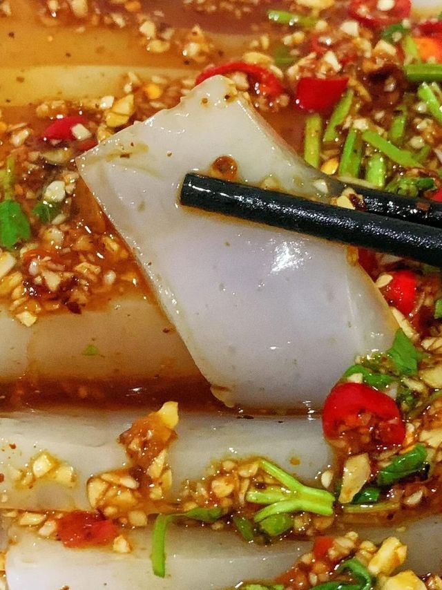 夏日酸辣凉粉，一口就爱上