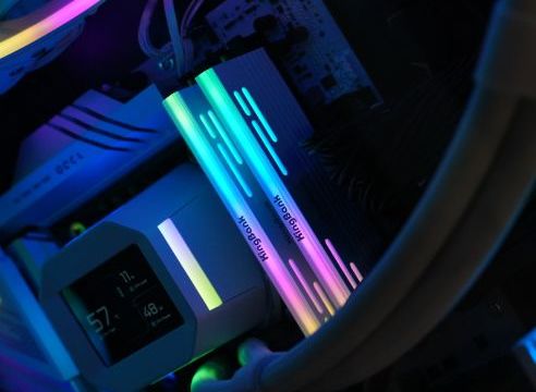 金百达星刃RGB DDR5 8000（24*2G）套条开箱轻体验