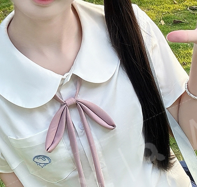 发现今夏必入的舞鸥羽阁娃娃领JK神颜衬衫！