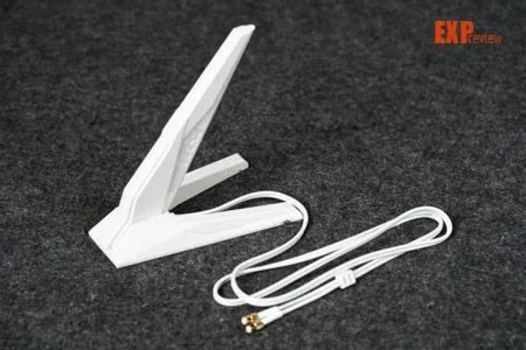 微星MPG B850I EDGE TI WIFI刀锋钛评测:设计优秀的白色ITX主板