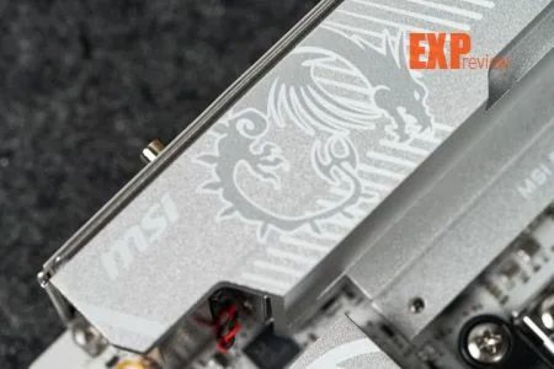 微星MPG B850I EDGE TI WIFI刀锋钛评测:设计优秀的白色ITX主板