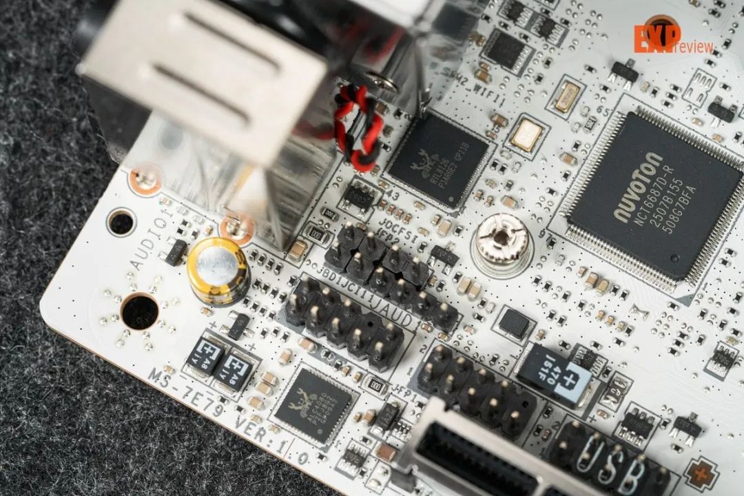 微星MPG B850I EDGE TI WIFI刀锋钛评测:设计优秀的白色ITX主板