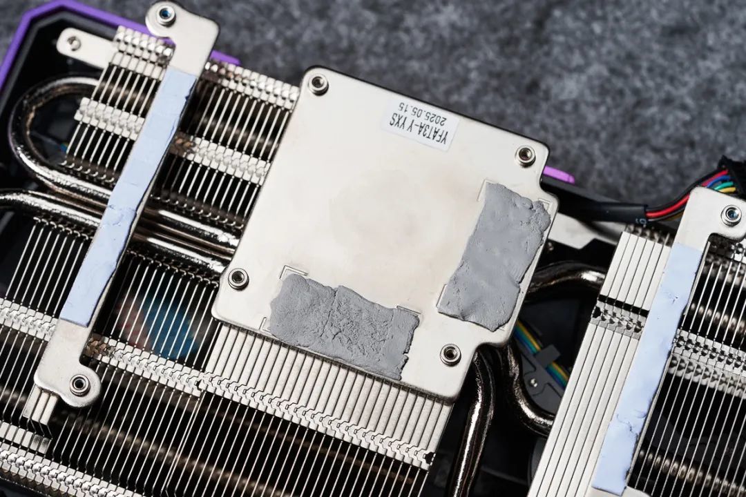 盈通RX 9060 XT游戏高手ACE OC显卡评测:新霓虹暗黑风,玩转2K新主流