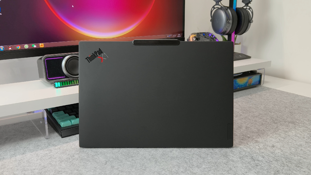 高端商务本笔记本典范之作ThinkPad X1 Carbon Aura AI元启版