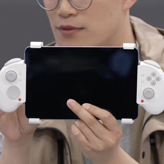REDMI 分段式手柄亮相，手机、平板都支持，你更喜欢哪种？