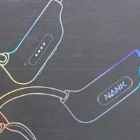 运动耳机与护眼灯实用体验分享