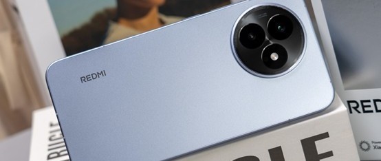 REDMI K80至尊版：性能稳扎稳打旗舰豪华体验