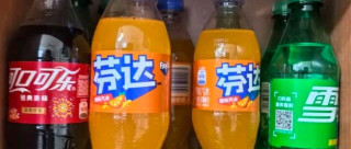可口可乐汽水碳酸饮料混合装：畅饮奥运激情，共享欢乐时光