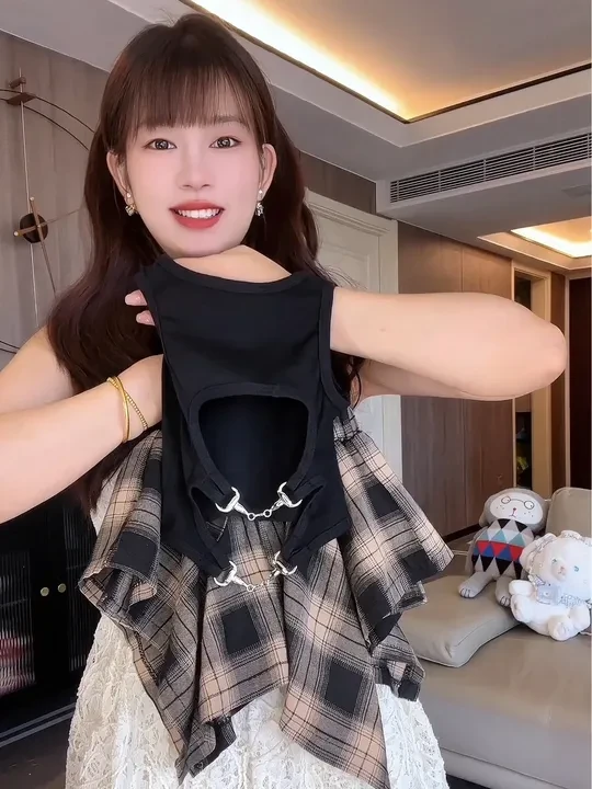 巨巨巨洋气、女儿穿上妥妥的小时髦精一枚、高级气质完全不挑人、面料柔软透气、太值了#2025红人夏季穿搭风向标#初夏穿搭跺脚变装#人类幼崽的百变穿搭#无限回购的宝藏单品#夏天穿什么