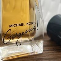 迈克高仕（MICHAEL KORS）璀璨如我香水：温暖微甜的氛围感香水