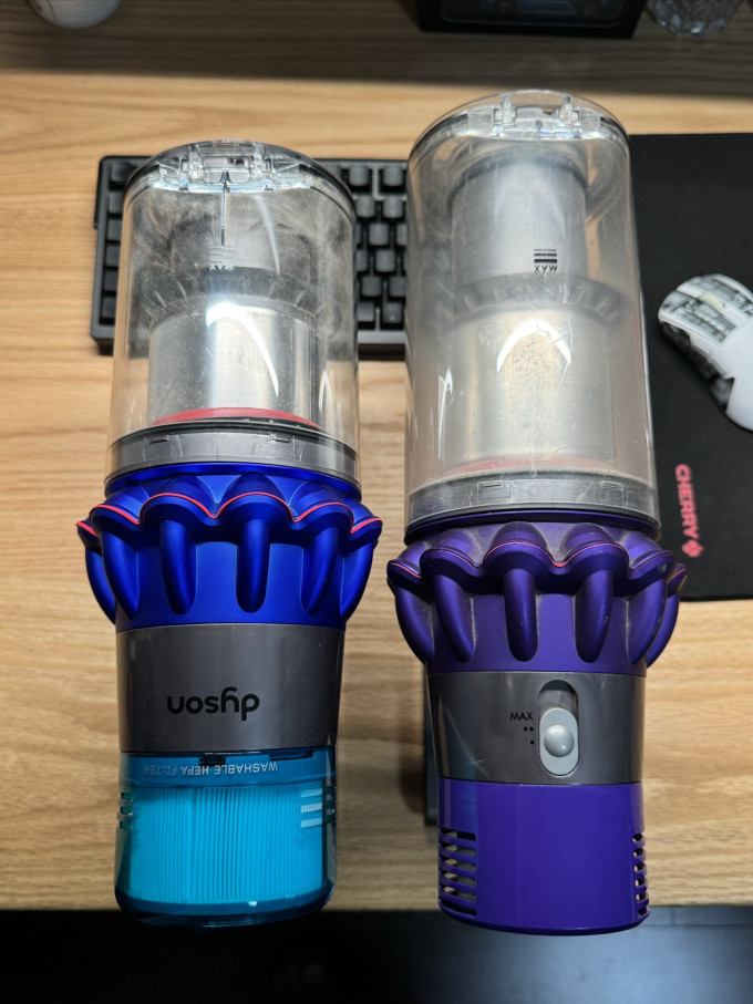 戴森手持式吸尘器