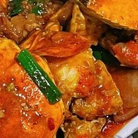 有螃蟹，有龙虾，还有鱿鱼。夏天就要这样爽快的吃东西。