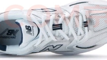 NEW BALANCE  MR530SG：透气性与百搭设计的运动鞋