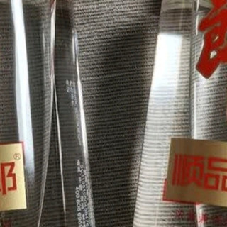 谁说口粮酒不能兼香？试试顺品郎金盖
