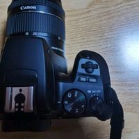 佳能EOS 200D II二代单反相机测评：便携与性能的完美平衡