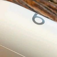 Jennie同款闪耀登场：Beats Solo Buds，送礼自用都超有面！
