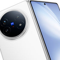 全面升级不止轻巧，vivo X Fold5刷新折叠旗舰定义
