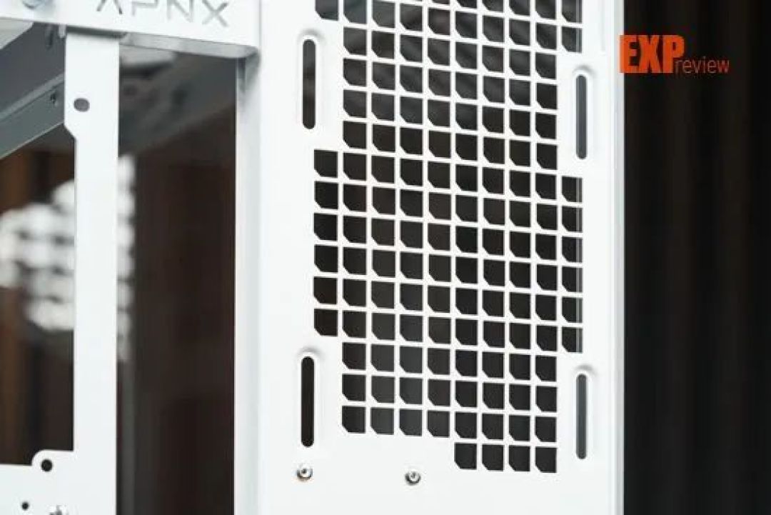 APNX V1中塔机箱评测:独特斜面进风格栅,强化散热型海景房